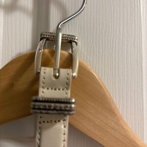 Beautiful Talbots Ivory Braided Leather Belt Size XL